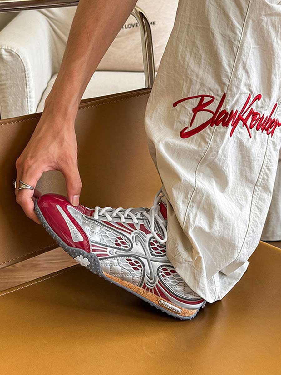 Whysoil Unisex White Red Heart Mesh Retro Running Shoes
