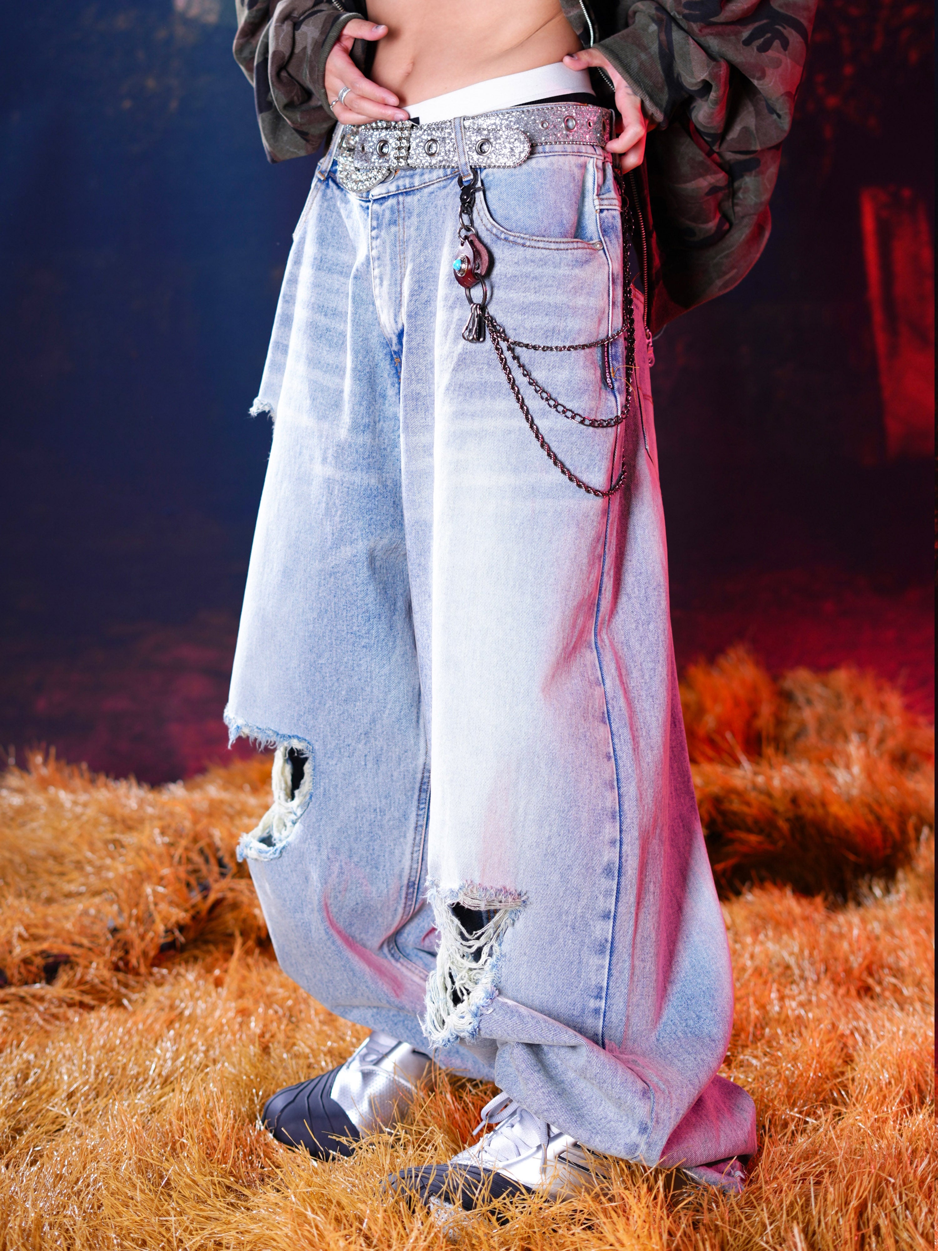 WHY SOIL Distressed Light Wash Casual Denim Pants